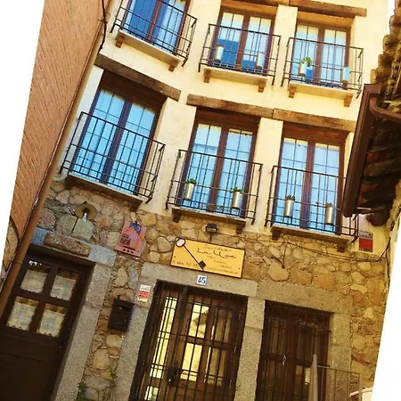 Casa Rebollares Ii Сasa de vacaciones Piedralaves